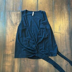 Casual black wrap tank- basics